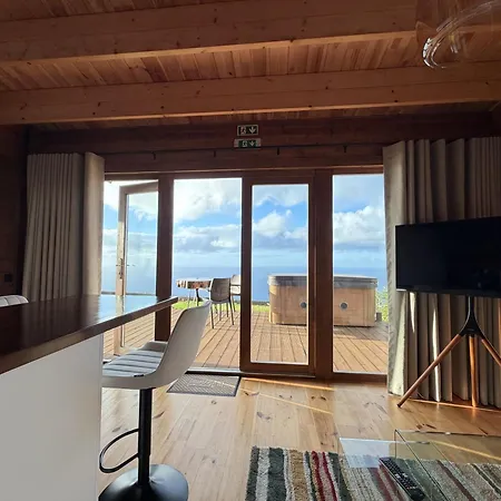 Sunset Eco Shelter 3 * بونتا دو بارغو