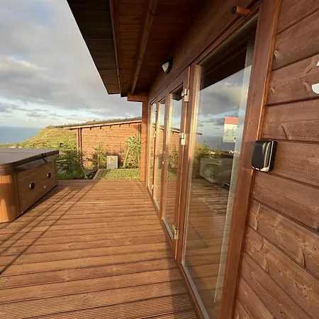 Sunset Eco Shelter 3 * Ponta do Pargo