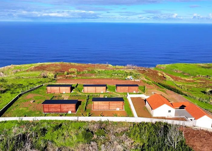 Chalet Sunset Eco Shelter 3 *